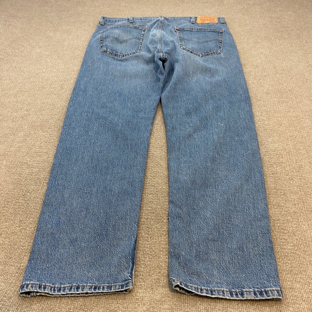 Levis 505 Regular Fit Jeans Mens 40x30 Medium Wash Blue Straight Leg 00505-2100